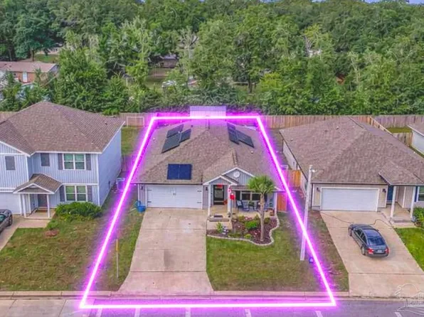 5277 Peach Dr, Pace, FL 32571