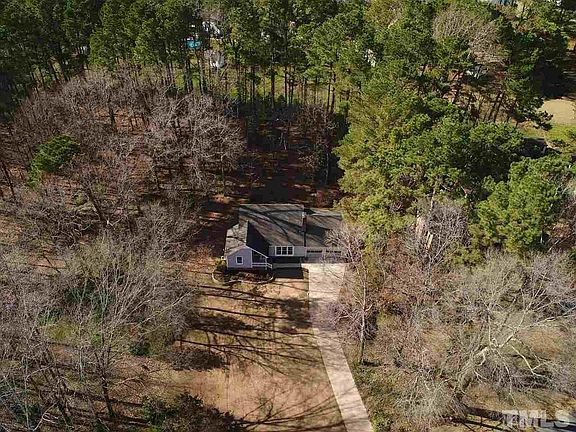 2nd image of 1914 Plantation Dr