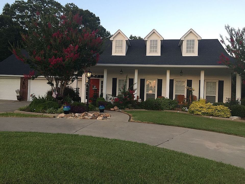 Lovely home with porch