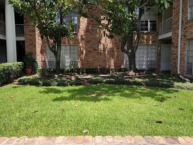 2101 Fountain View Dr #27 — Photo 23