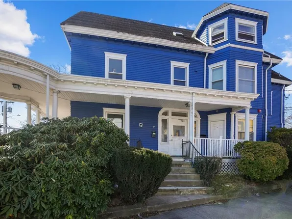 209 Central Ave, Pawtucket, RI 02860