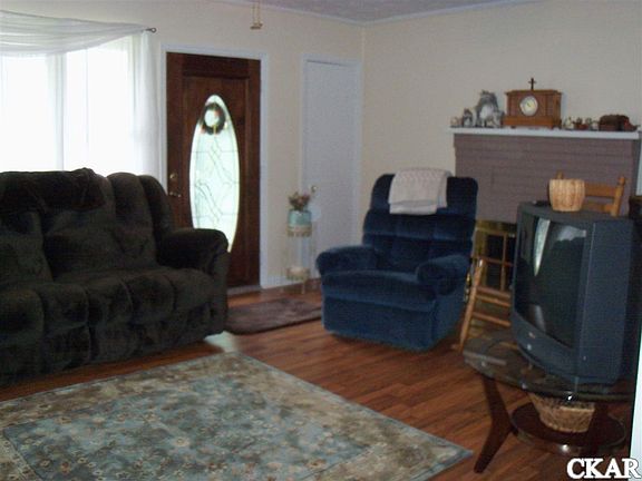 2nd image of 835 Boyd Ave