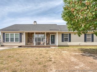 323 Northwoods Dr, Raeford, NC 28376
