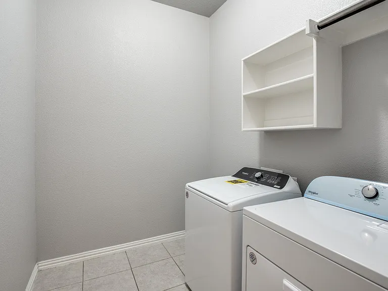 1608 Emma Pearl Ln — Photo 25