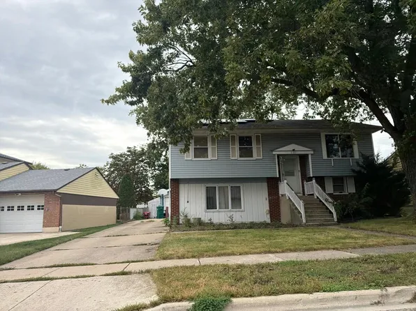 730 Geneva Ave, Romeoville, IL 60446
