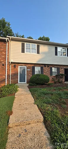 3109 Heathstead Pl Photo 1