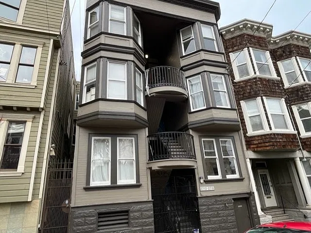 2 bed, 750 sqft, $4,500 — Photo 1