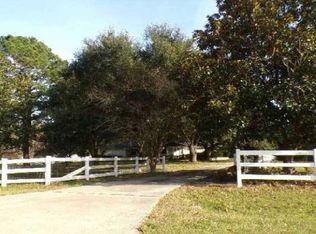 9550 Lake Conroe Dr, Conroe, TX 77304