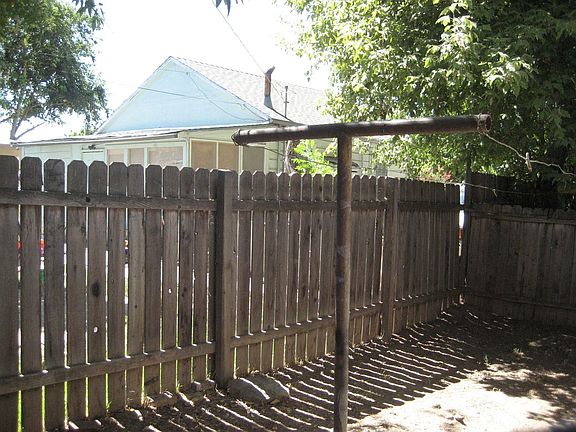 5th image of 13350 E Church St