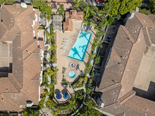 6065 Citracado Cir, Carlsbad, CA 92009