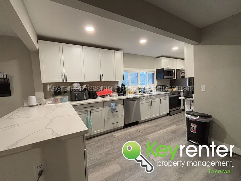 1520 S 56th St #1 — Photo 6