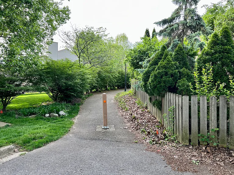 8103 Barlow Rd — Photo 17