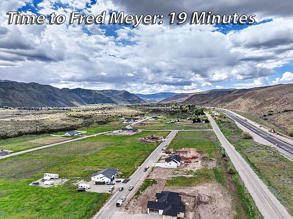2nd image of 2260 Castle Creek Ln