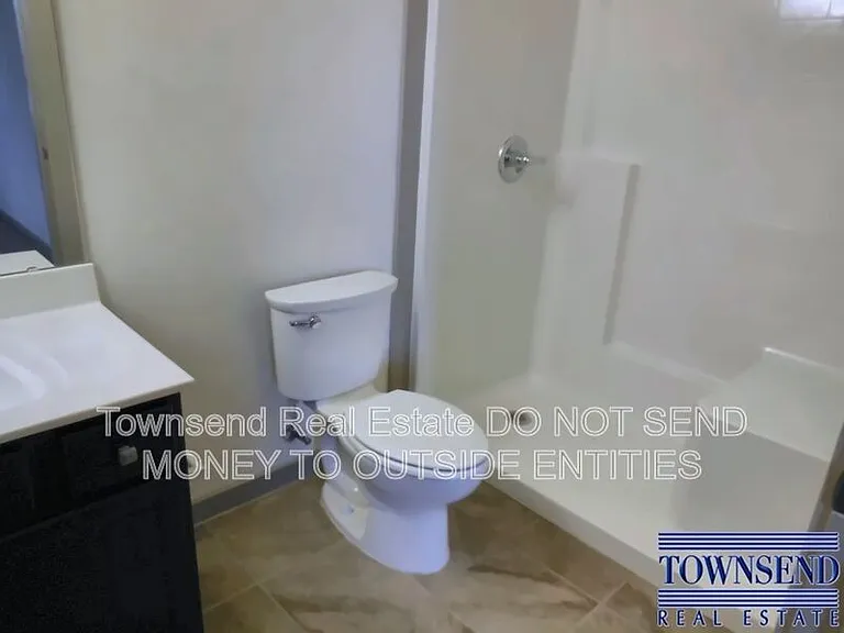 159 Maxwell St #200 — Photo 12