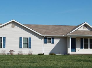 210 Tanglewood Dr, Goshen, IN 46526