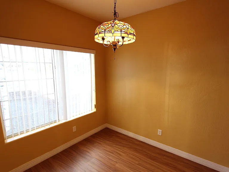 3250 S Litzler Dr — Photo 4