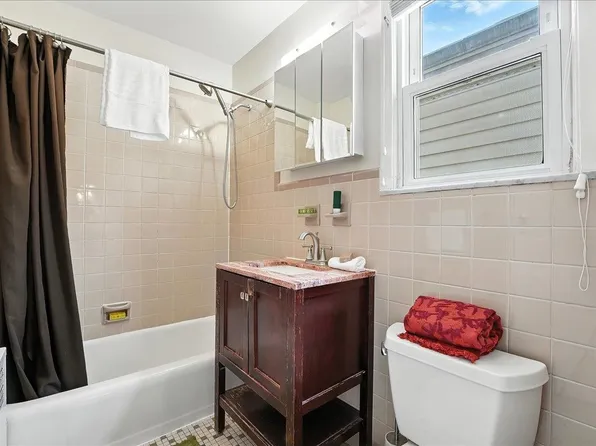 221 Terrace Avenue image 22 of 37