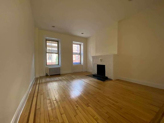 2nd image of 49 Grove St APT 22