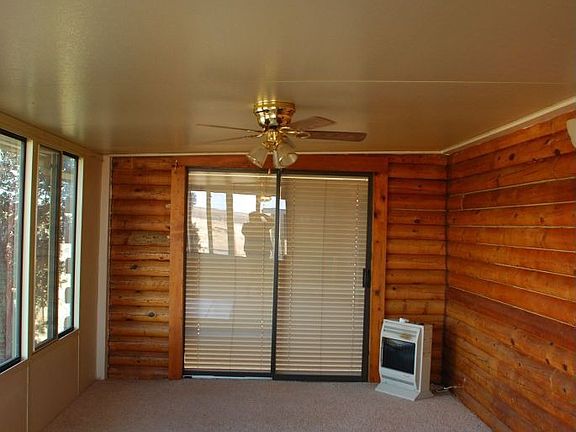 4th image of 17890 Park Cir E
