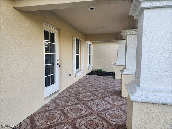 2nd image of 921 Sunniland Blvd