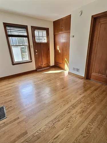 253 Garfield Ave #C Photo 1 253 Garfield Ave #C Photo 1