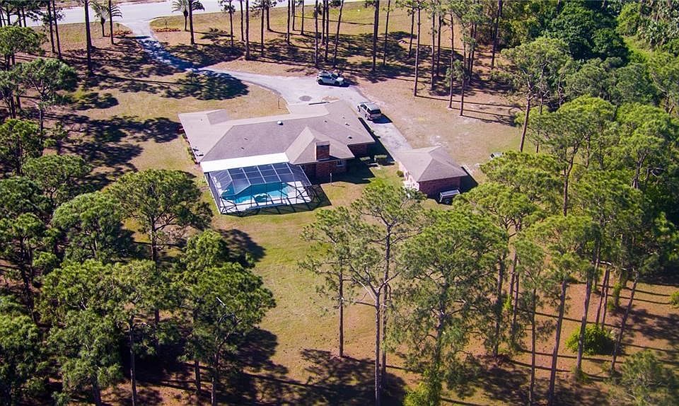 1st image of 5850 45th St