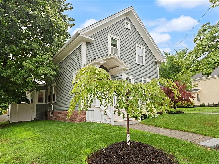 Listing photo 4