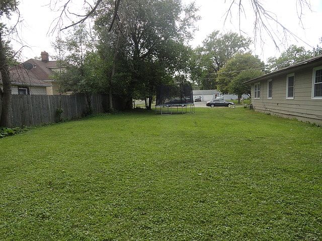 2nd image of 15 N Calhoun St
