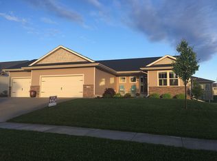1720 NW Morningside Dr, Grimes, IA 50111