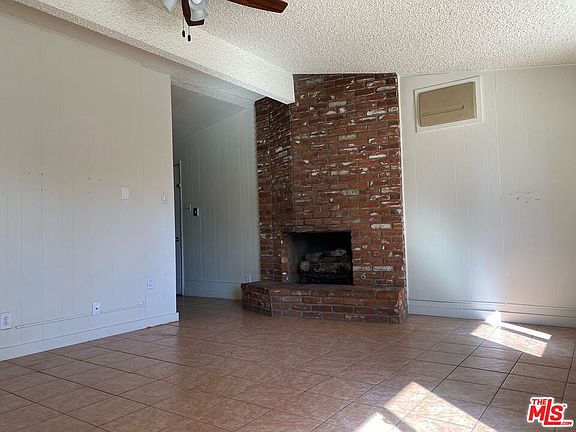 3rd image of 657 Ross St