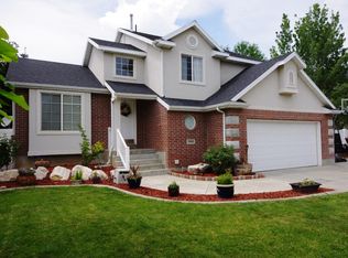 1940 S Chelemes Way, Clearfield, UT 84015