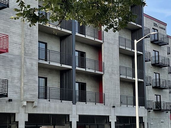 4th image of 525 E Ransom St APT 410