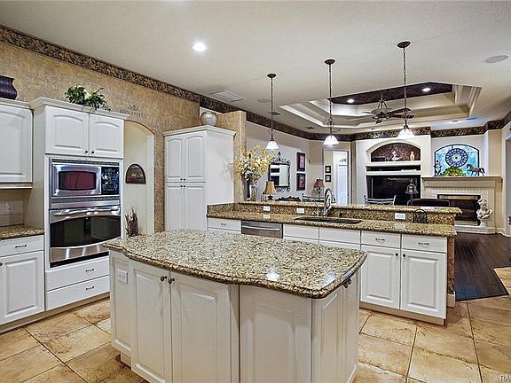 3rd image of 768 E Foresthill Pl