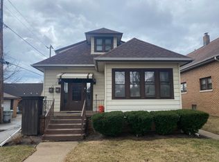 3118 S 10th St, Milwaukee, WI 53215