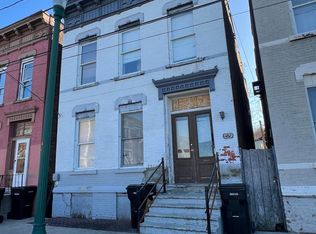 482 1st St, Troy, NY 12180