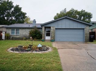 1744 S Pine Ave, Broken Arrow, OK 74012