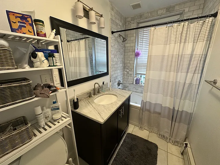 29 Grove St #6 — Photo 3