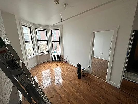 381 Grove St #3D photo 1