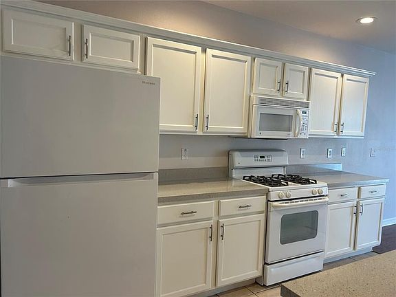 4th image of 17037 Dorman Rd