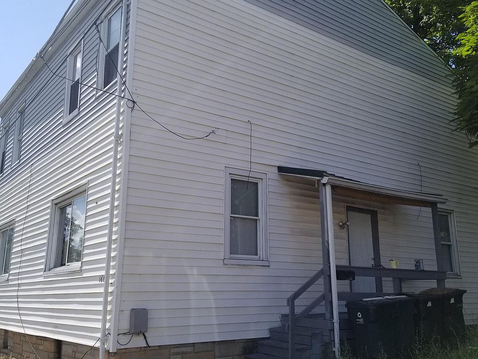 1st image of 1686 Montrose St