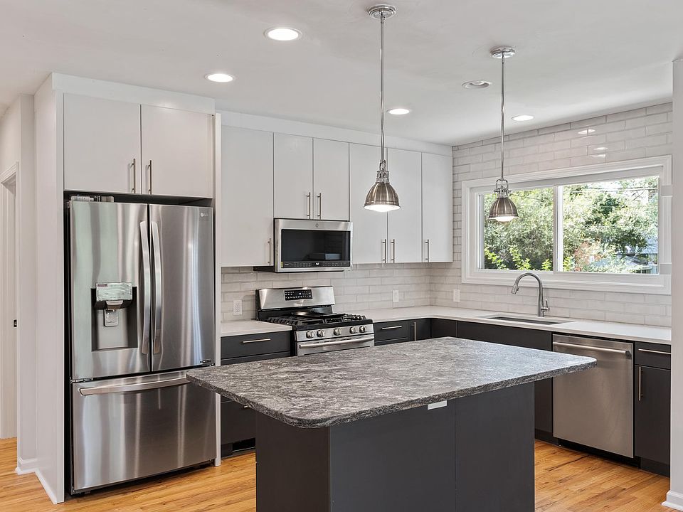 Large island in the kitchen