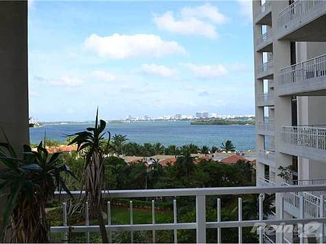 3rd image of 4000 Towerside Ter APT 811