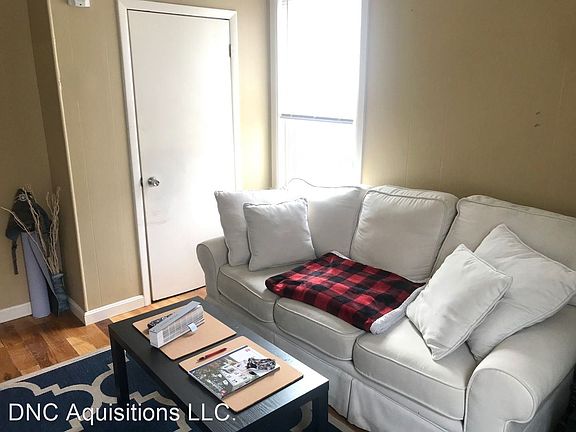 2nd image of 39 America St #9222063