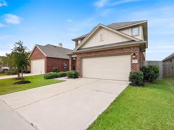2nd image of 5031 Chestnut Orchard Dr