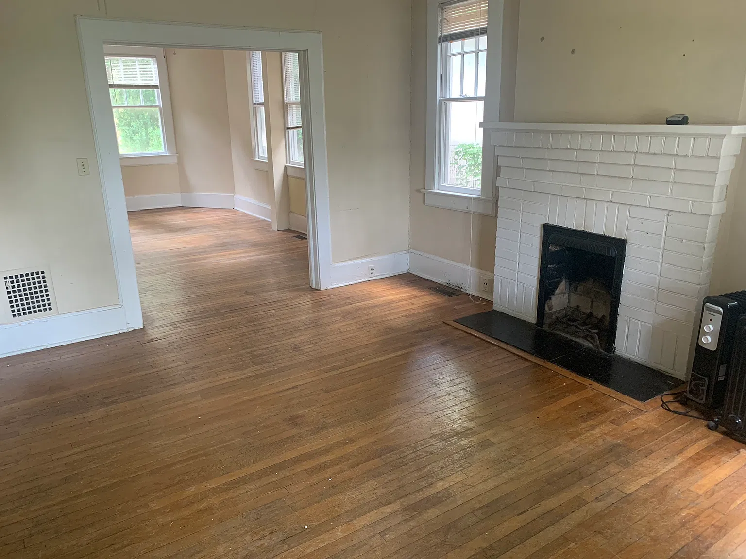 3 bed, 1428 sqft, $2,865 — Photo 2