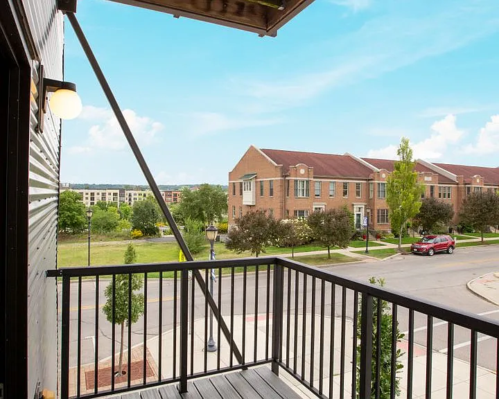 River Rock Apartments — Photo 35