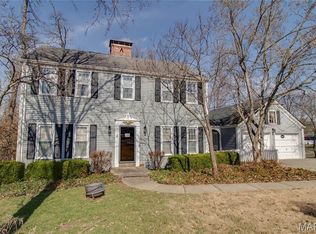 1707 Cordell Ct, Godfrey, IL 62035