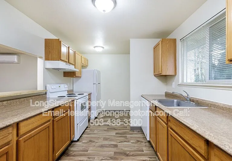 11353 SW Greenburg Rd #D — Photo 10
