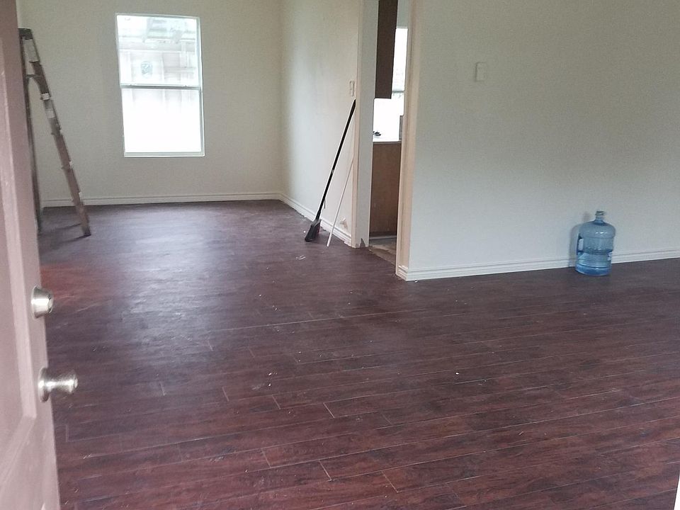1st image of 1003 N Lantana Dr