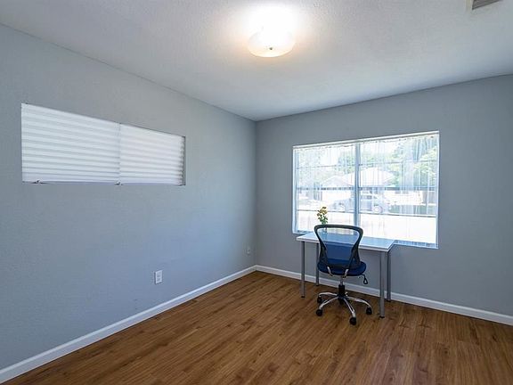 4th image of 2807 Fannin St